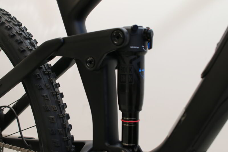 heikin-pyoraverstas-201 heikin-pyoraverstas-201